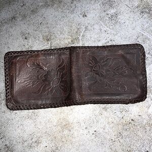 Vintage Hand-tooled Leather Wallet Brown SingleFold